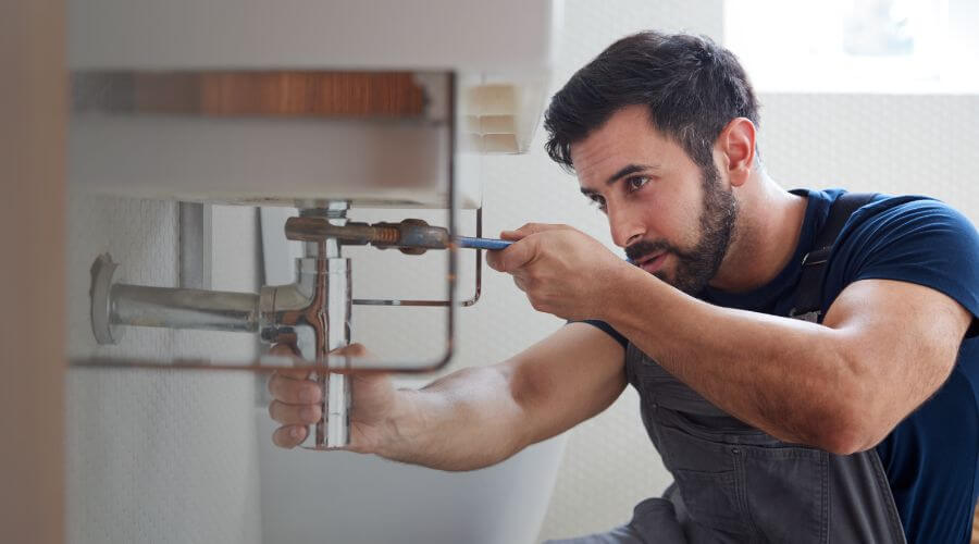 Professional water heater installation services in Floris, IA